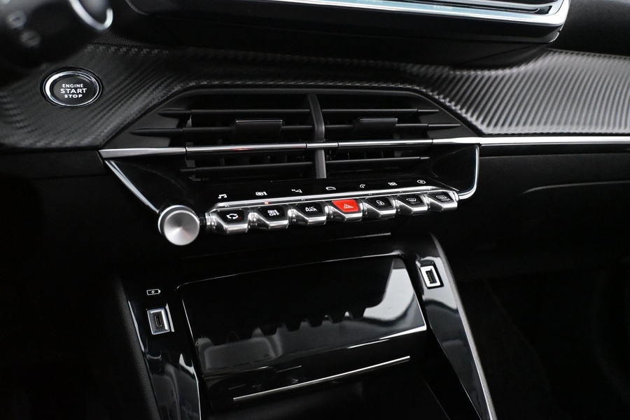 Peugeot e-208 vaihtoauto