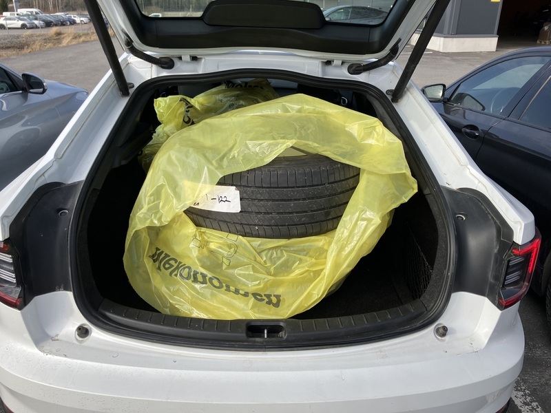 Polestar 2 vaihtoauto