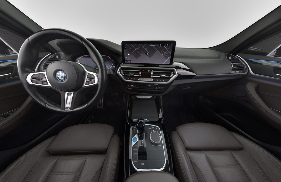 BMW iX3 vaihtoauto