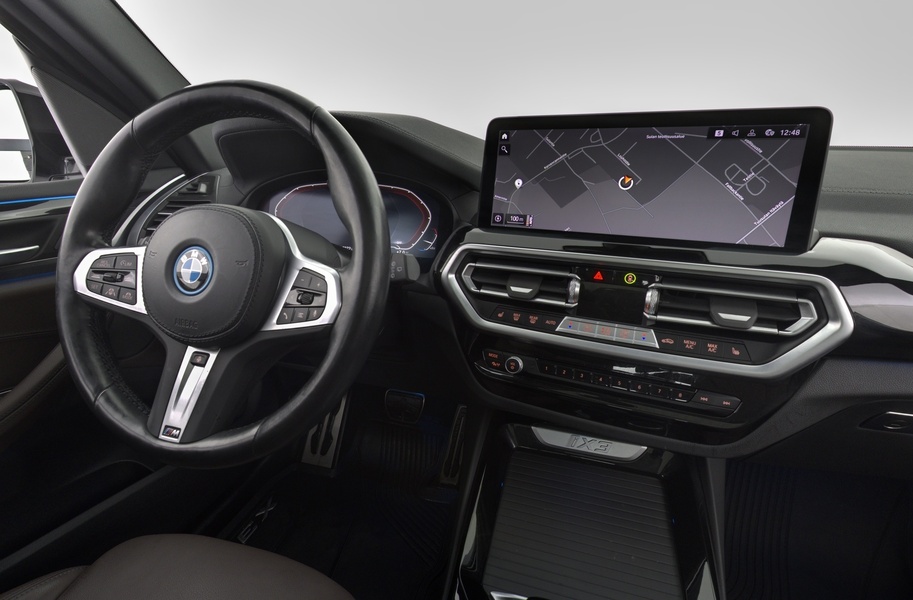 BMW iX3 vaihtoauto
