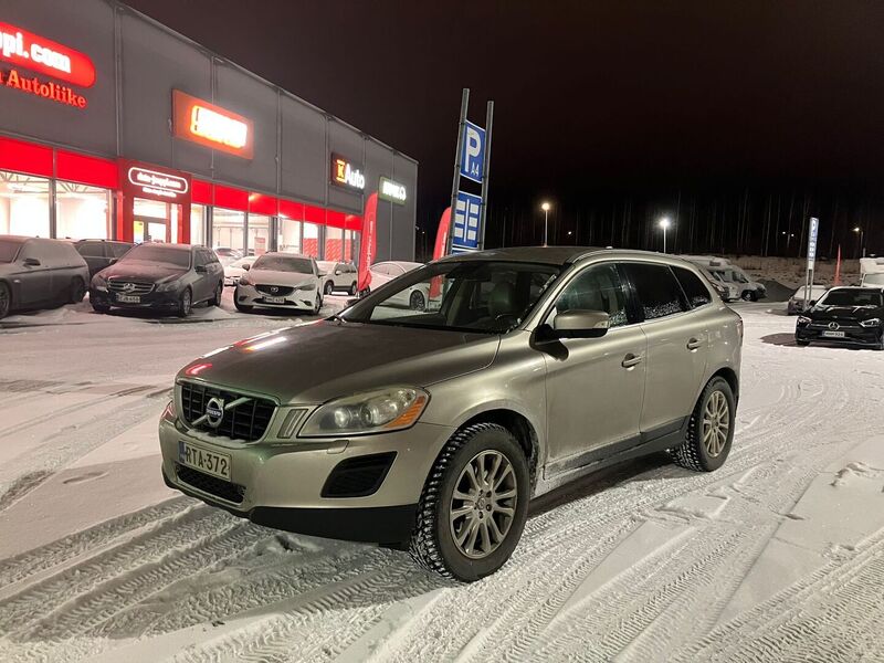 Volvo XC60 vaihtoauto