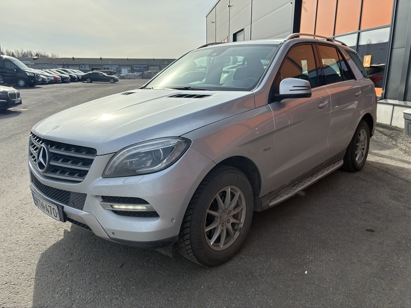 Mercedes-Benz ML vaihtoauto