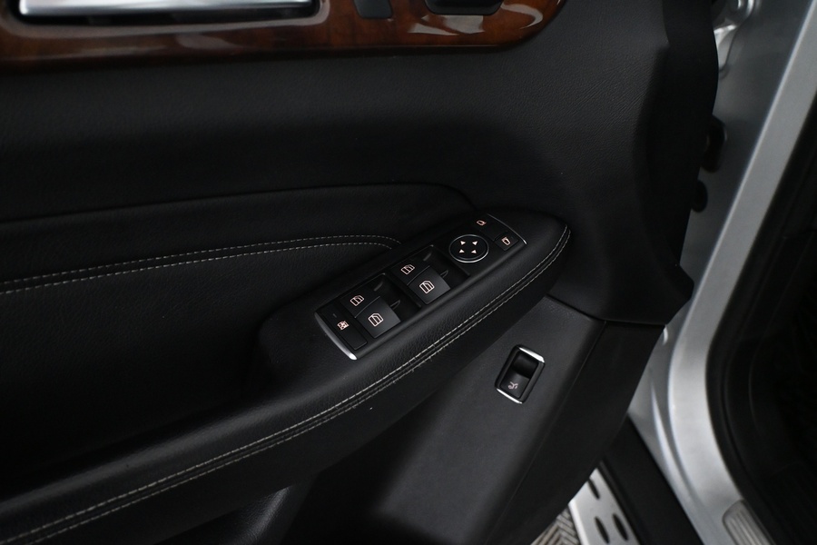 Mercedes-Benz ML vaihtoauto