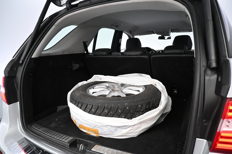 Mercedes-Benz ML vaihtoauto