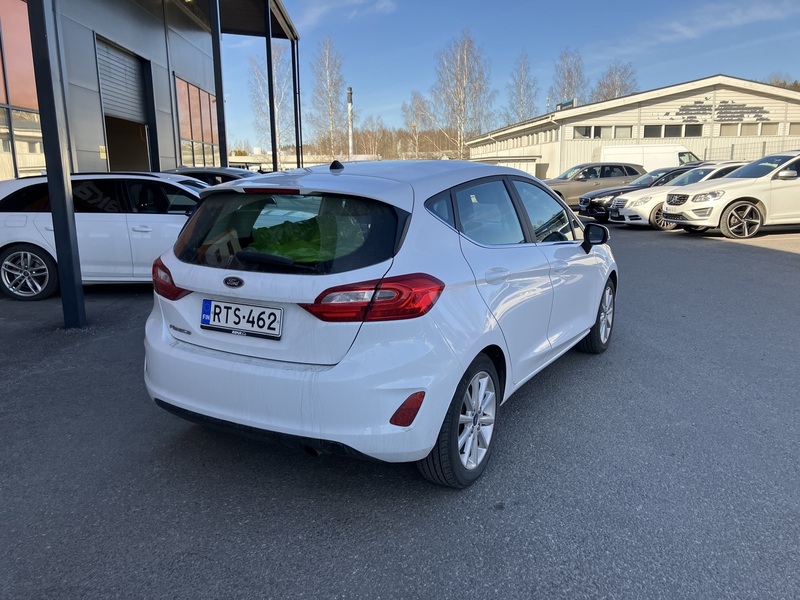 Ford Fiesta vaihtoauto