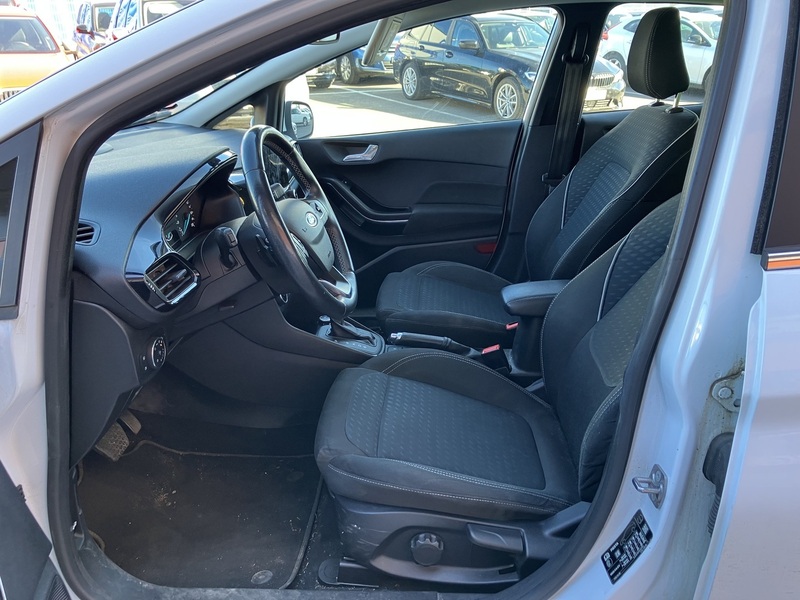 Ford Fiesta vaihtoauto