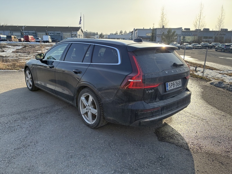 Volvo V60 vaihtoauto
