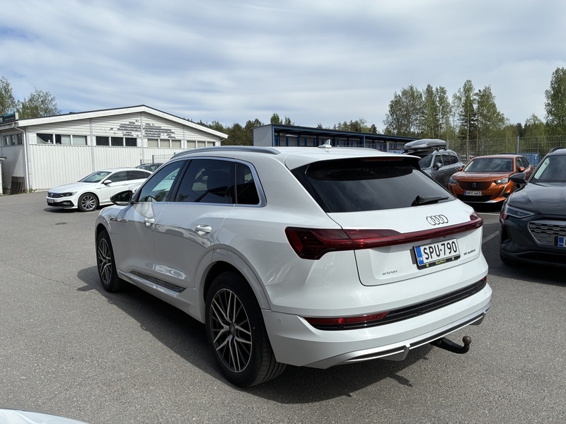Audi e-tron vaihtoauto