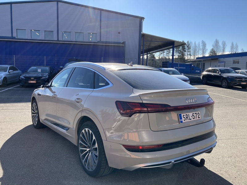 Audi e-tron vaihtoauto