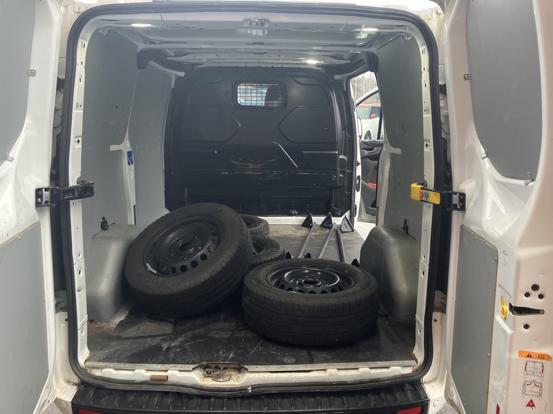 Ford Transit Custom vaihtoauto