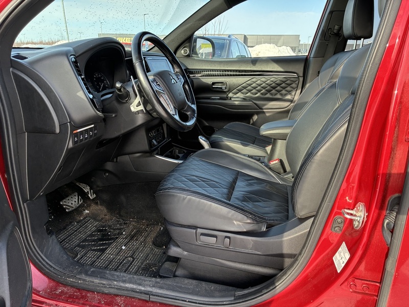 Mitsubishi Outlander vaihtoauto