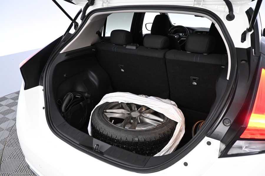 Nissan Leaf vaihtoauto