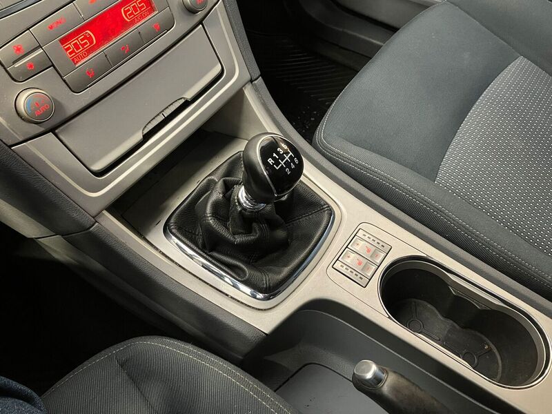 Ford Mondeo vaihtoauto