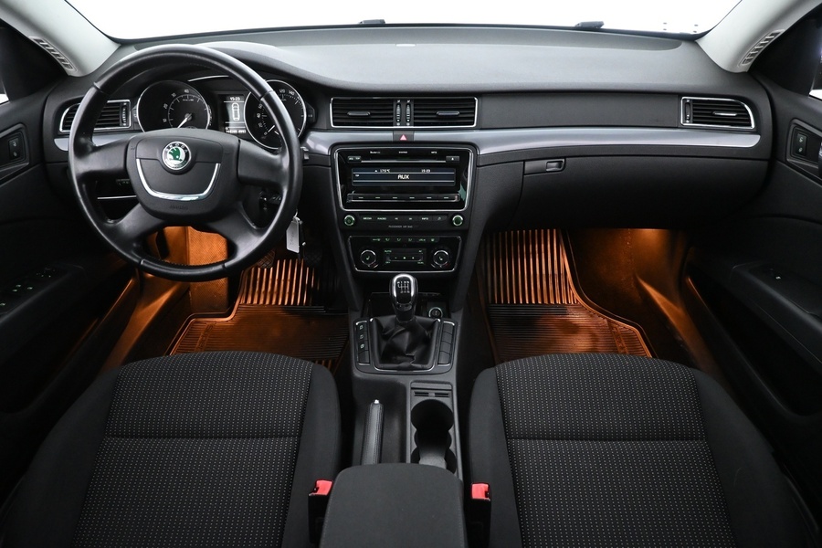 Skoda Superb vaihtoauto