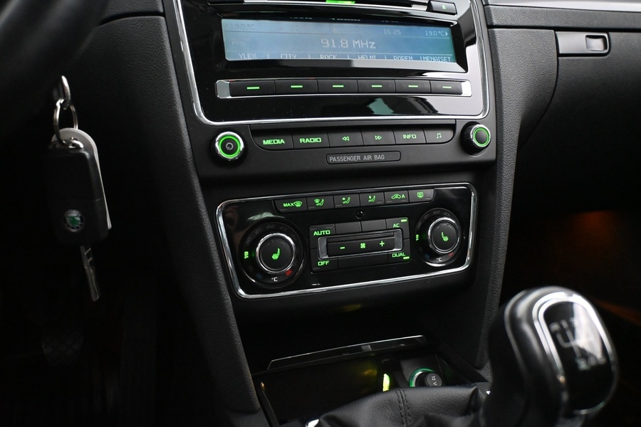 Skoda Superb vaihtoauto