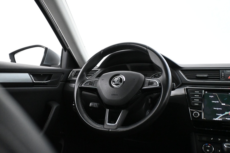 Skoda Superb vaihtoauto