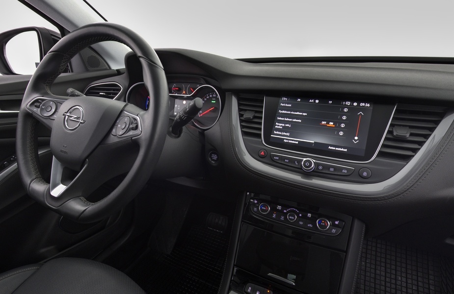 Opel Grandland X vaihtoauto