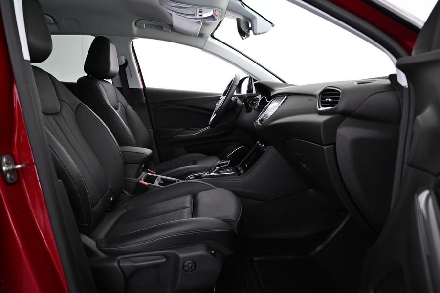 Opel Grandland X vaihtoauto