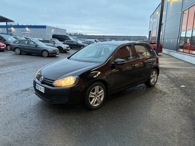 Volkswagen Golf vaihtoauto