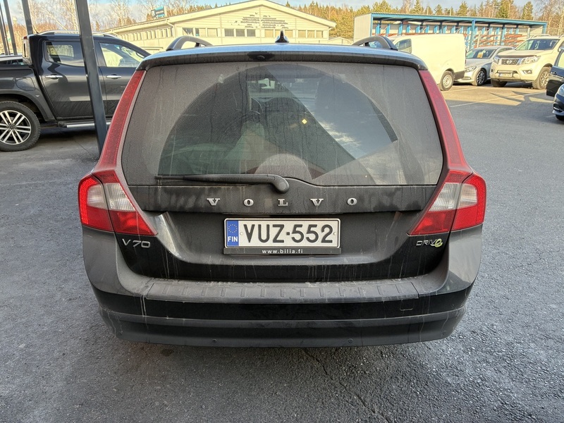 Volvo V70 vaihtoauto