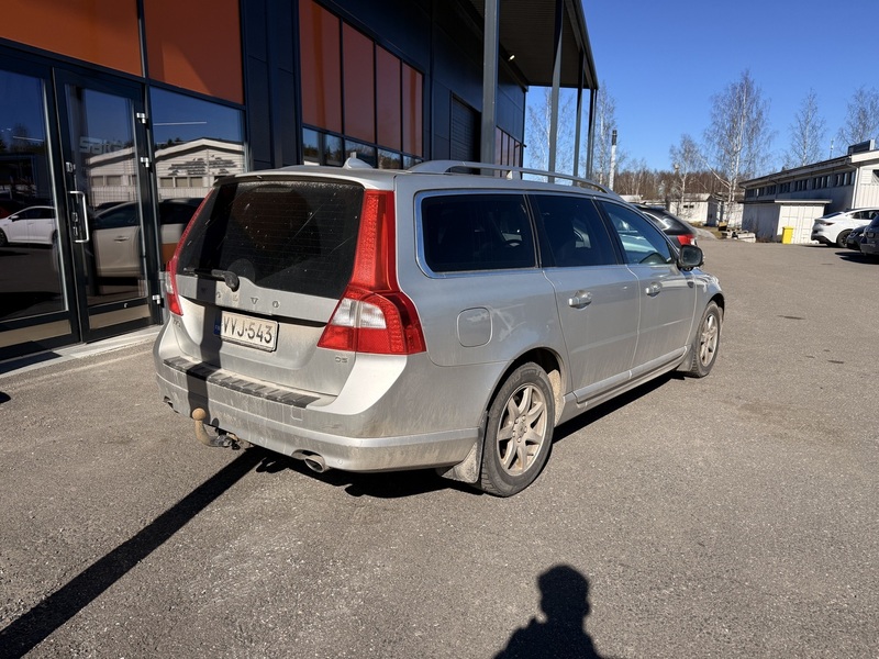 Volvo V70 vaihtoauto