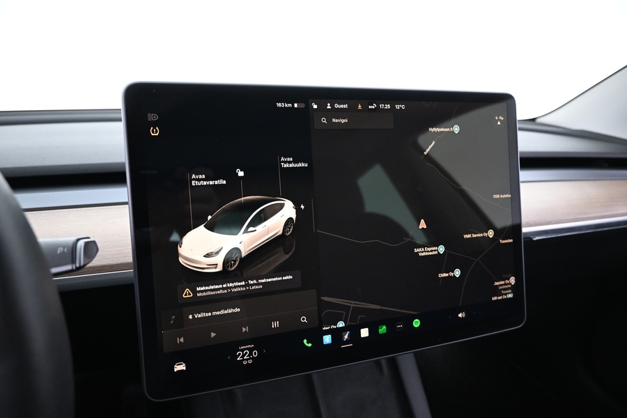 Tesla Model 3 vaihtoauto