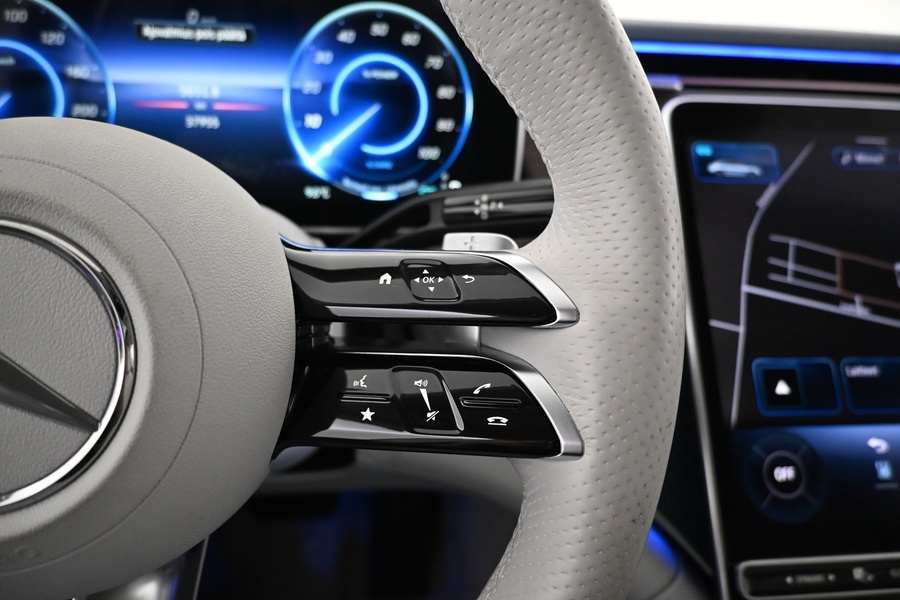 Mercedes-Benz EQE vaihtoauto