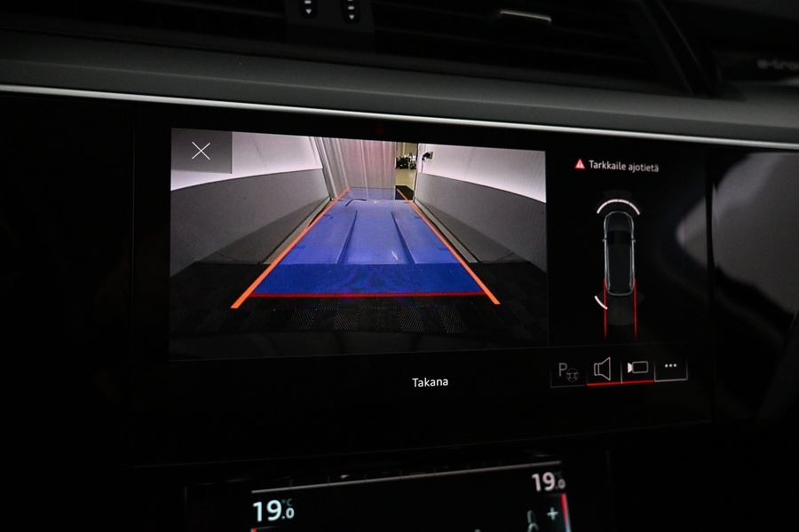 Audi Q8 e-tron vaihtoauto