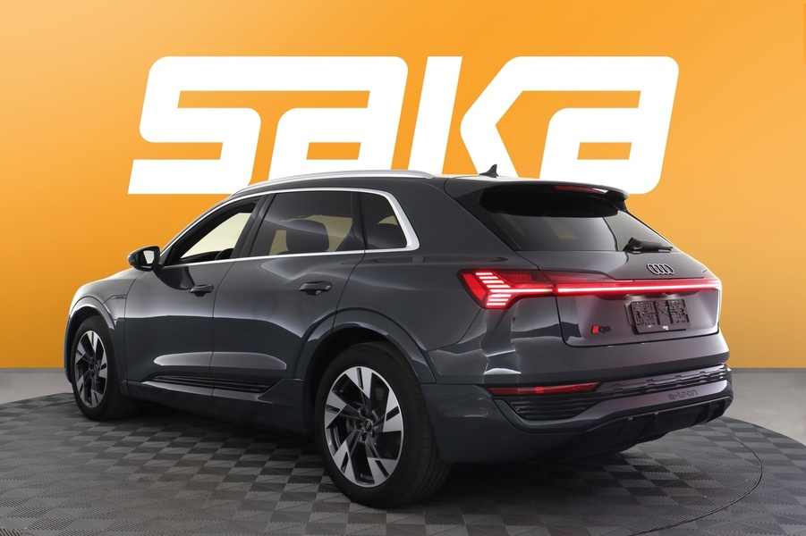 Audi Q8 e-tron vaihtoauto