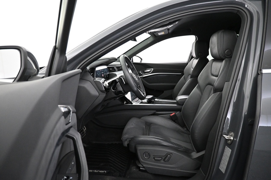 Audi Q8 e-tron vaihtoauto
