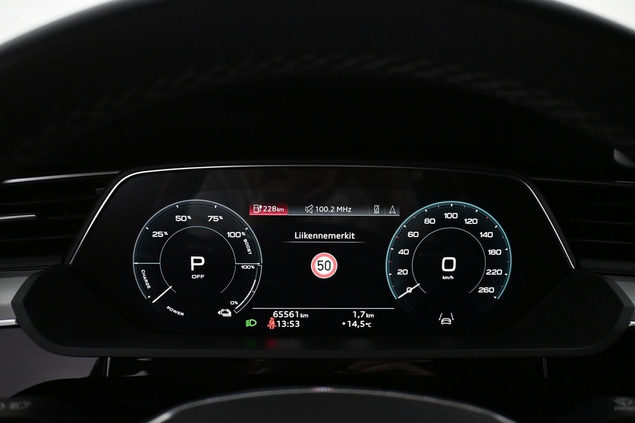 Audi Q8 e-tron vaihtoauto