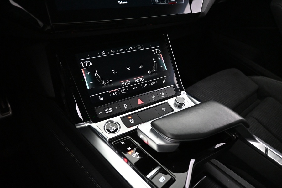 Audi Q8 e-tron vaihtoauto