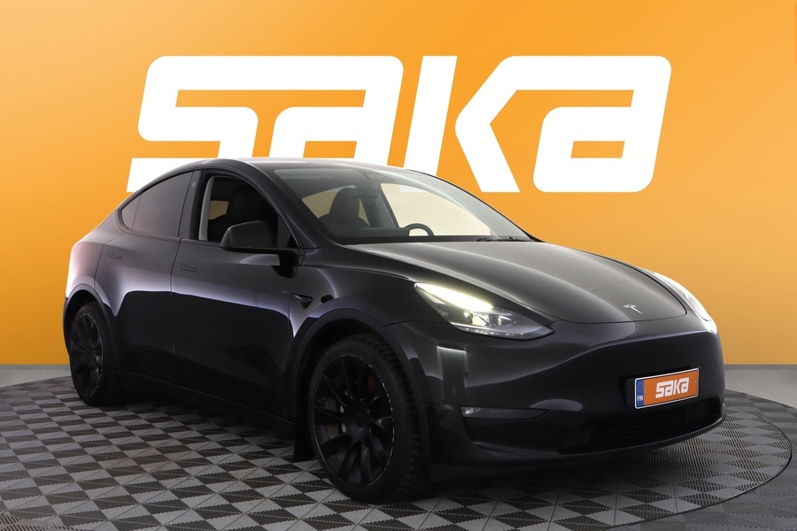Tesla Model Y vaihtoauto