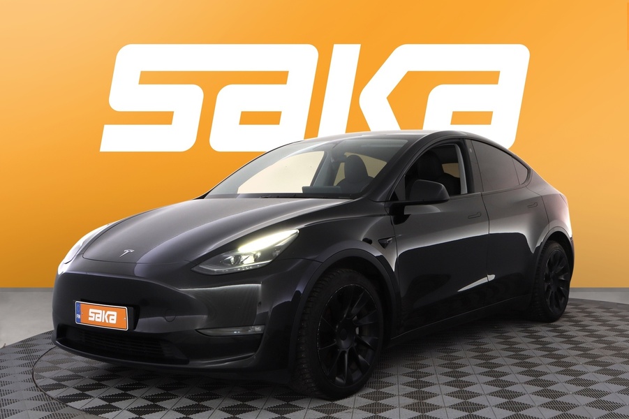 Tesla Model Y vaihtoauto