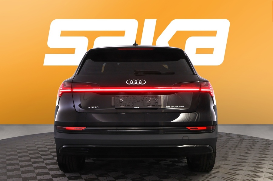 Audi e-tron vaihtoauto