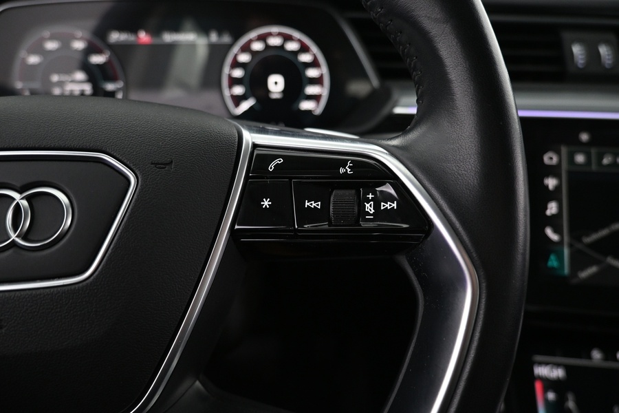 Audi e-tron vaihtoauto