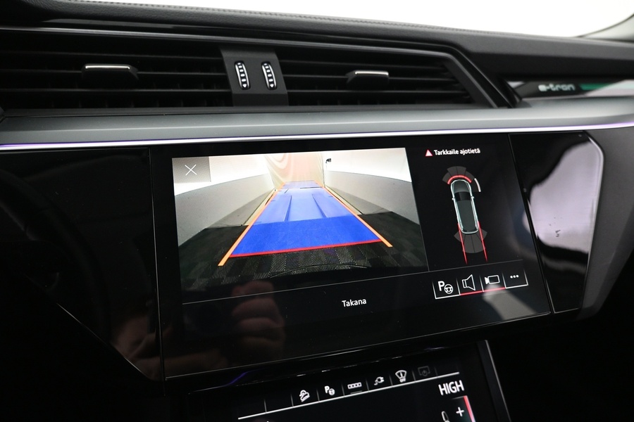 Audi e-tron vaihtoauto