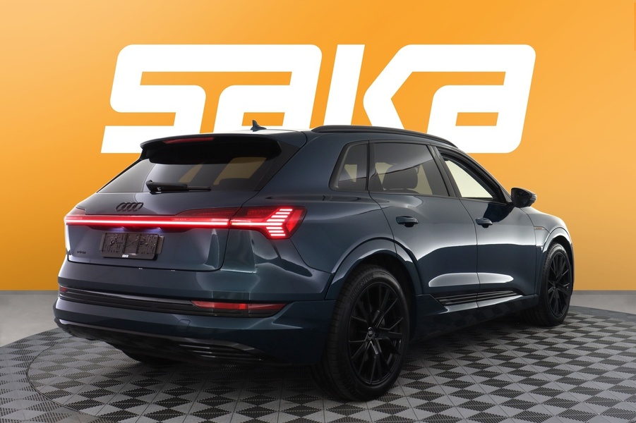 Audi e-tron vaihtoauto