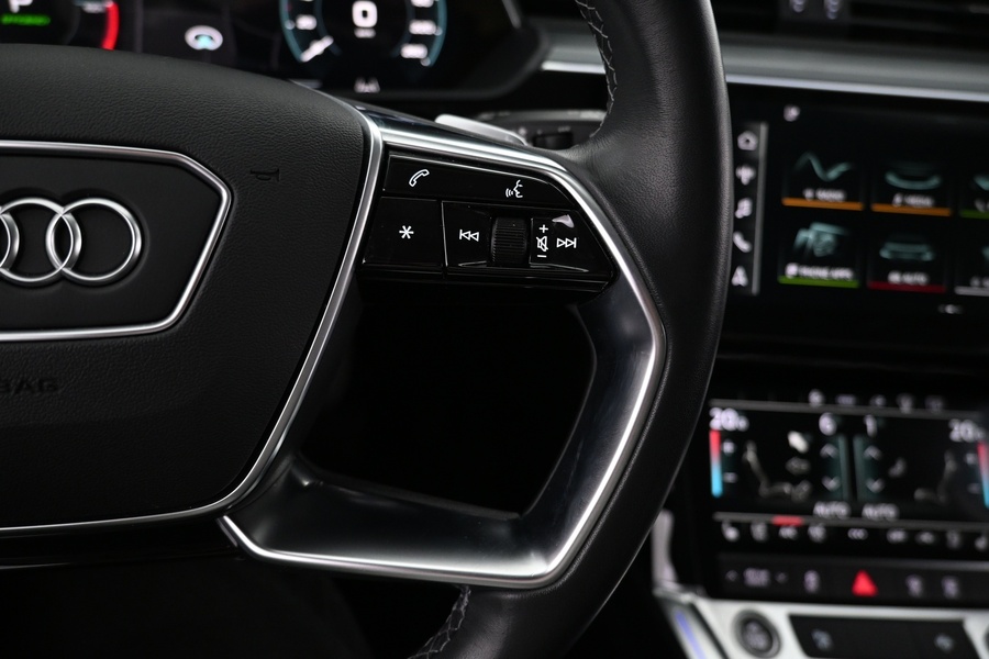 Audi e-tron vaihtoauto