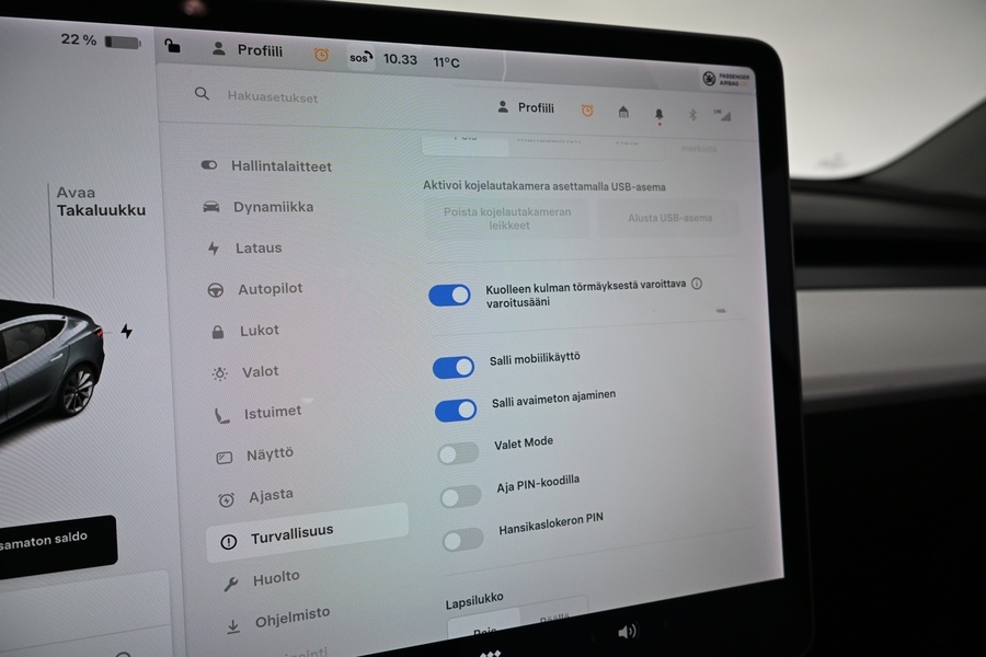 Tesla Model 3 vaihtoauto