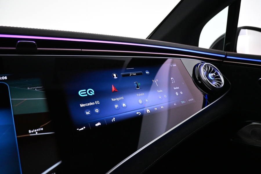 Mercedes-Benz EQE vaihtoauto