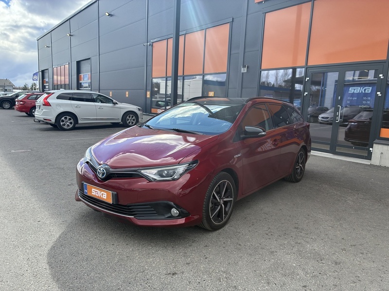 Toyota Auris vaihtoauto