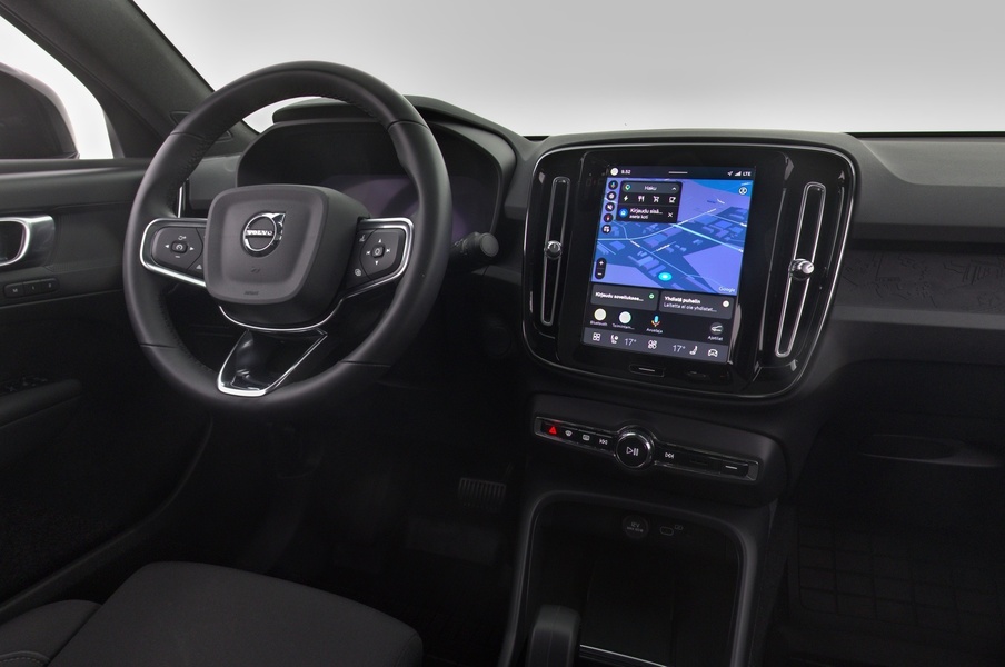 Volvo C40 vaihtoauto