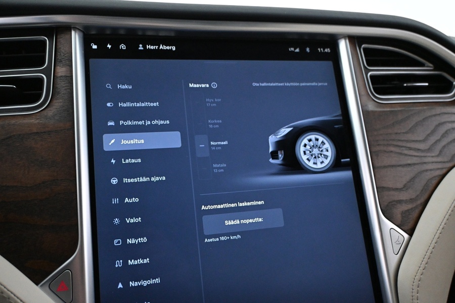 Tesla Model S vaihtoauto