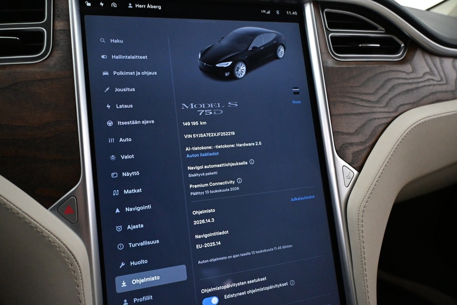 Tesla Model S vaihtoauto