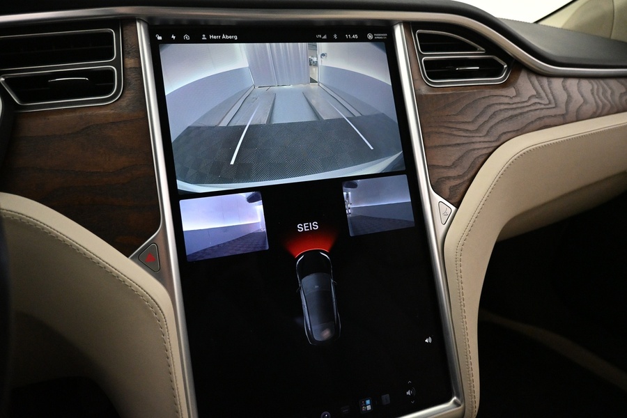 Tesla Model S vaihtoauto