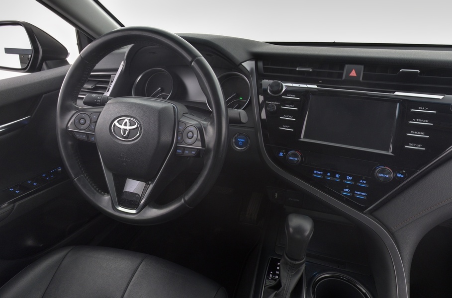 Toyota Camry vaihtoauto