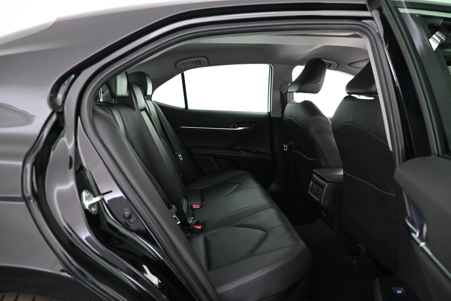 Toyota Camry vaihtoauto