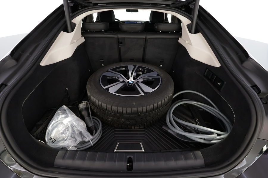 BMW i4 vaihtoauto