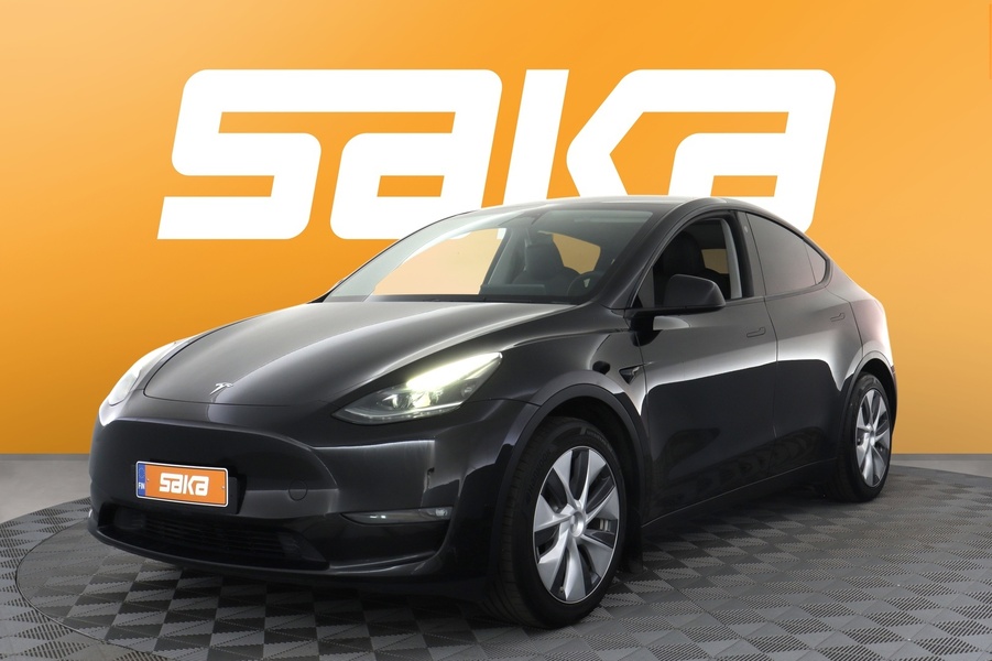Tesla Model Y vaihtoauto